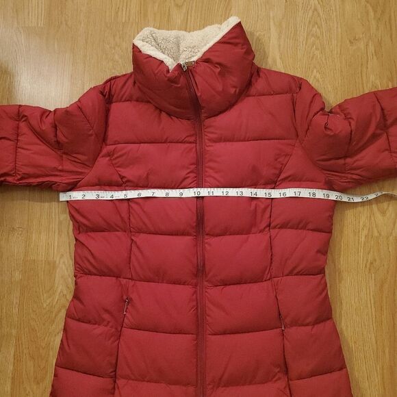 NEW Ralph Lauren Faux Fur Collar Puffer Jacket size Small in Red - Picture 9 of 13